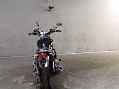 Honda CB1100 2011