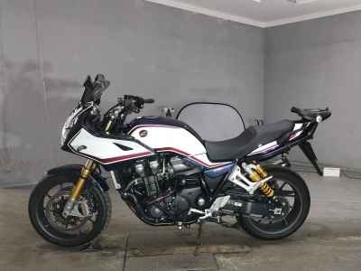 Honda CB1300 Super Boldor 2023