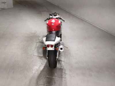 Yamaha YZF-R1