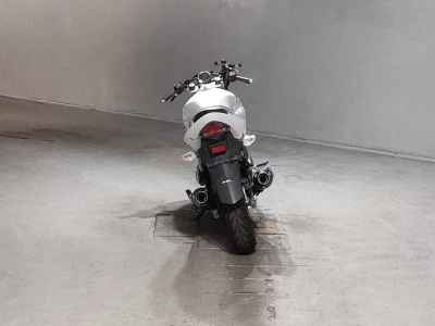 Suzuki GSR250