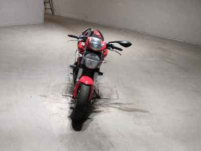Ducati Monster 696+ 2011