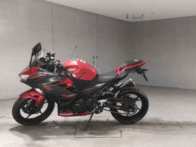 Kawasaki Ninja 400 2018