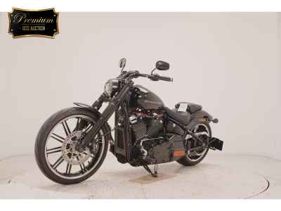 Harley-Davidson Breakout FXBRS1870 2022