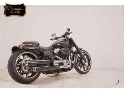 Harley-Davidson Breakout FXBRS1870 2022