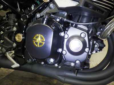 Kawasaki Z900RS 2023