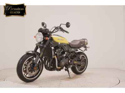 Kawasaki Z900RS 2023