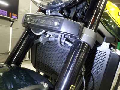 Kawasaki Z900RS 2023