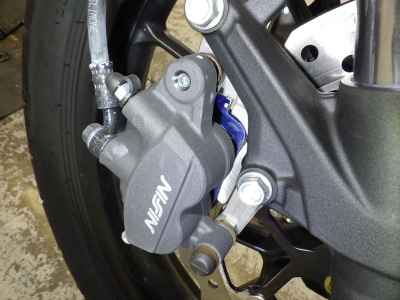 Honda CB400X 2024