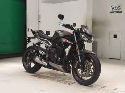 Triumph Street Triple 765 RS 2021