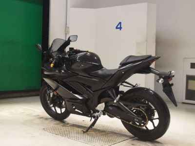 Yamaha YZF-R3 2021