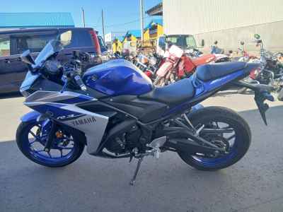 Yamaha YZF-R3 2015