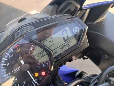 Yamaha YZF-R3 2015