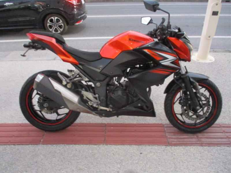 Kawasaki Z250