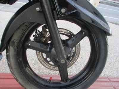 Suzuki GSR250