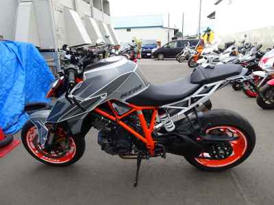 KTM 1290 Super Duke R 2019