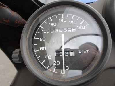 Yamaha FZR250