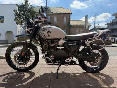 Triumph Scrambler 1200X 2024
