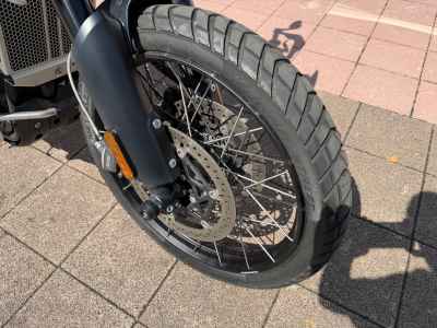 Triumph Scrambler 1200X 2024