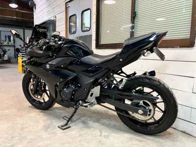 Suzuki GSX250R