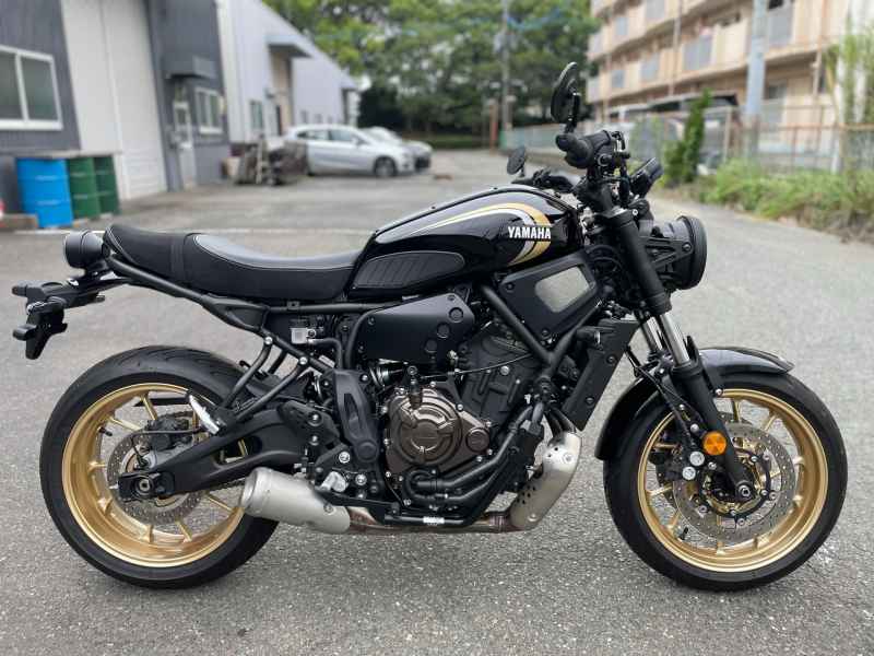 Yamaha XSR700 2025