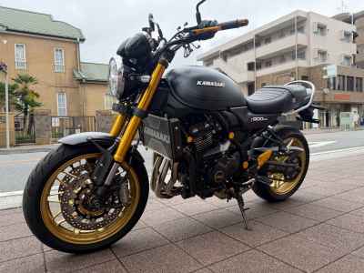 Kawasaki Z900RS SE 2025