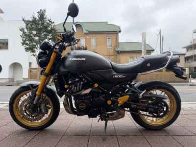 Kawasaki Z900RS SE 2025