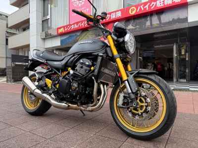 Kawasaki Z900RS SE 2025