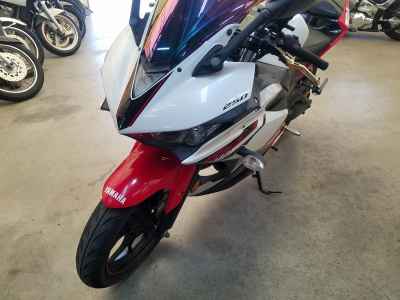 Yamaha YZF-R25