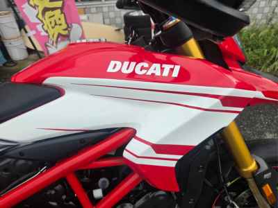 Ducati Hypermotard 939 SP 2016