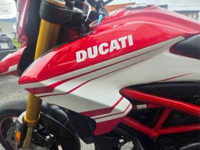 Ducati Hypermotard 939 SP 2016