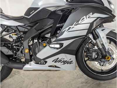 Kawasaki Ninja ZX-4R SE 2025