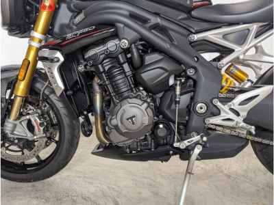 Triumph Street Triple RS 2021