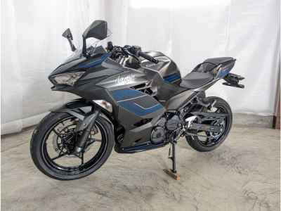 Kawasaki Ninja 400 2025