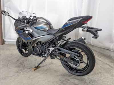Kawasaki Ninja 400 2025