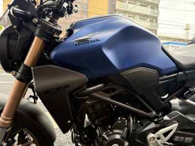 Honda CB250R 2019