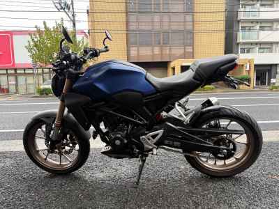 Honda CB250R 2019