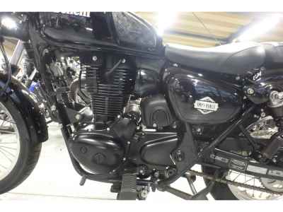 Benelli Imperiale 400 2023