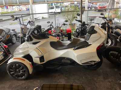 Can-Am Spyder RT-S 2014