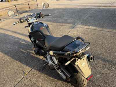Honda CB1300SF 2025