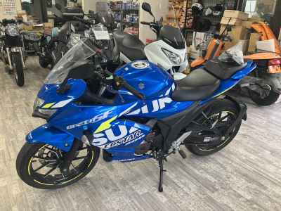 Suzuki Gixxer 250SF