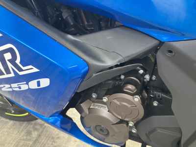 Suzuki Gixxer 250SF