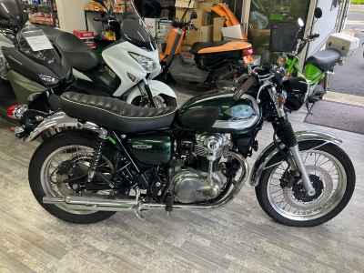 Kawasaki W800 2021