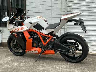 KTM 1190 RC8 R 2014