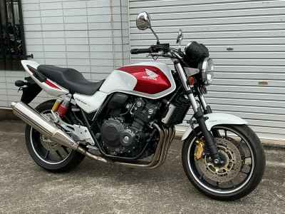 Honda CB400SF 2016
