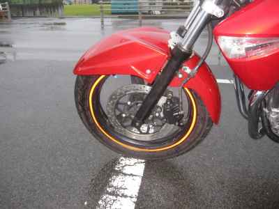 Suzuki GSR250