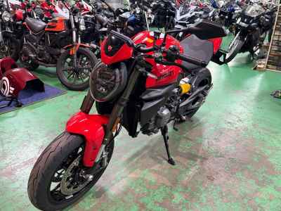Ducati Monster + 2026