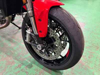 Ducati Monster + 2026