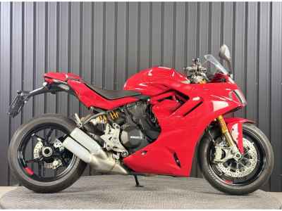 Ducati Supersport 950 S 2023