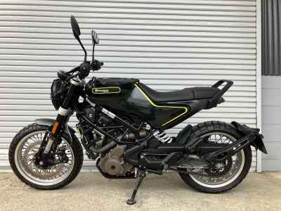 Husqvarna Svartpilen 401 2019