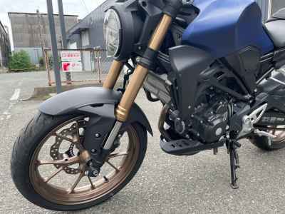 Honda CB250R 2019